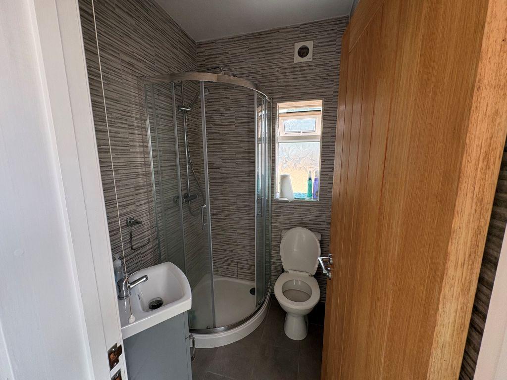 House in Llanelli - View 5