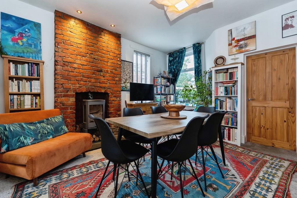 House in Manchester, Victoria Park, Fallowfield - View 3