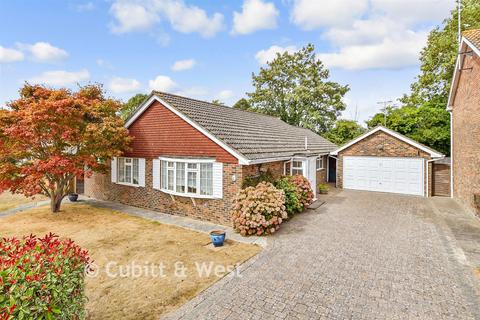 4 bedroom bungalow for sale, Faithfull Crescent, Storrington RH20