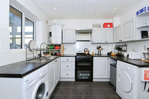 2 bedroom semi-detached house for sale, Heatherdale Close, Farcet, Peterborough
