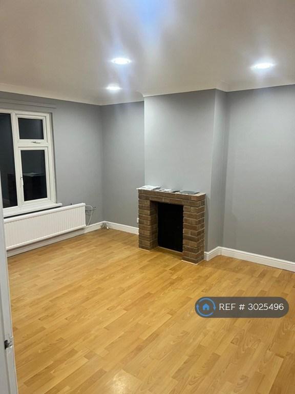 House in Leicester, City of Leicester - View 2