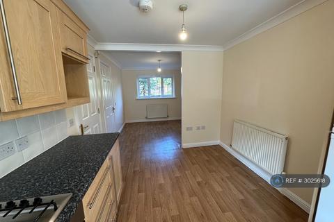 4 bedroom terraced house to rent, Drayton Road, Norwich, NR3