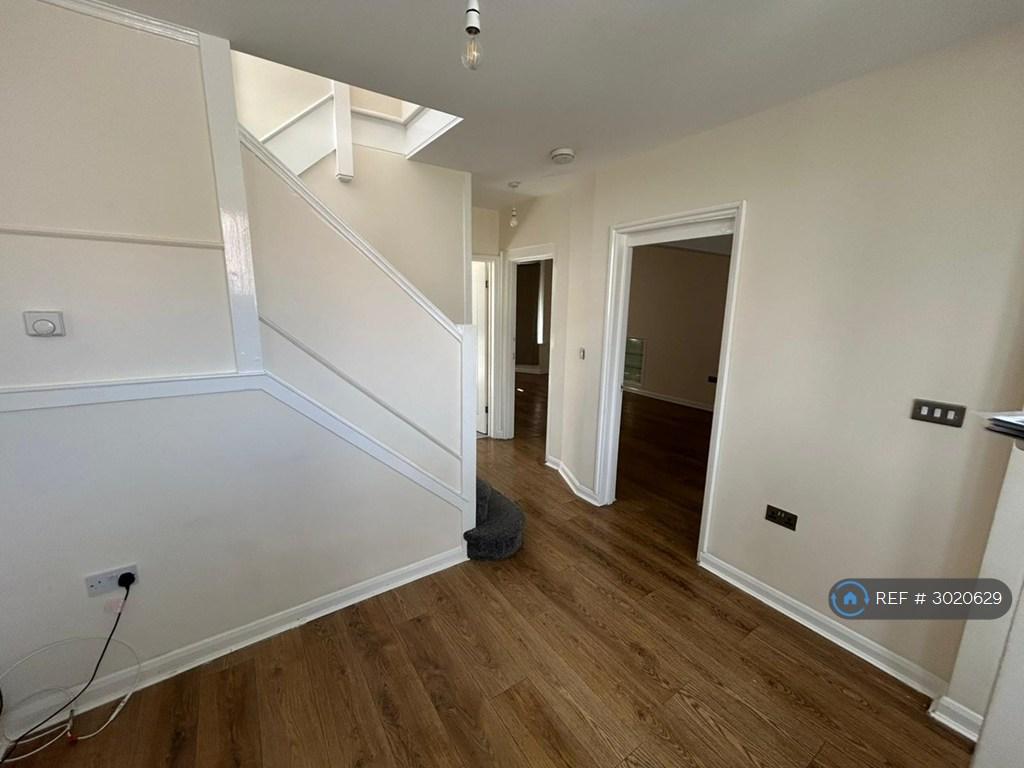 House in Edgware - View 4
