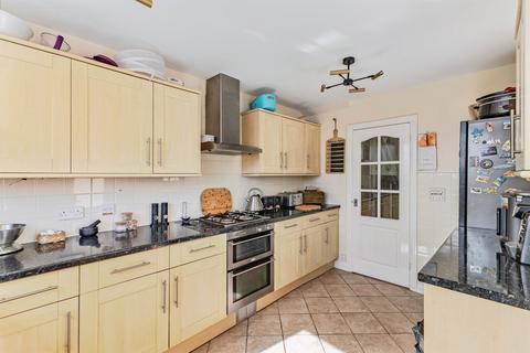 3 bedroom terraced house for sale, Windsor Road, Torquay