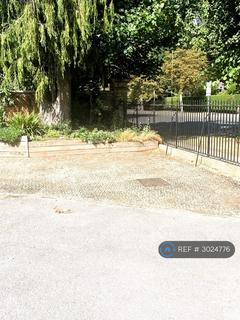 3 bedroom flat to rent, Pittville Circus Road, Cheltenham, GL52