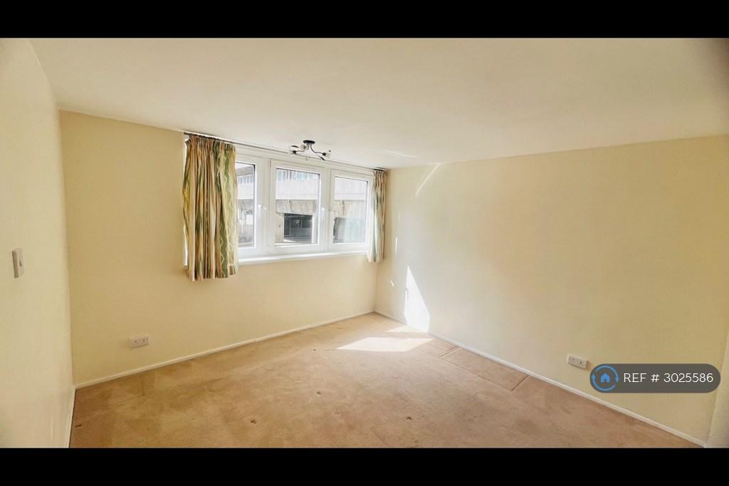 Apartment in Southampton - More