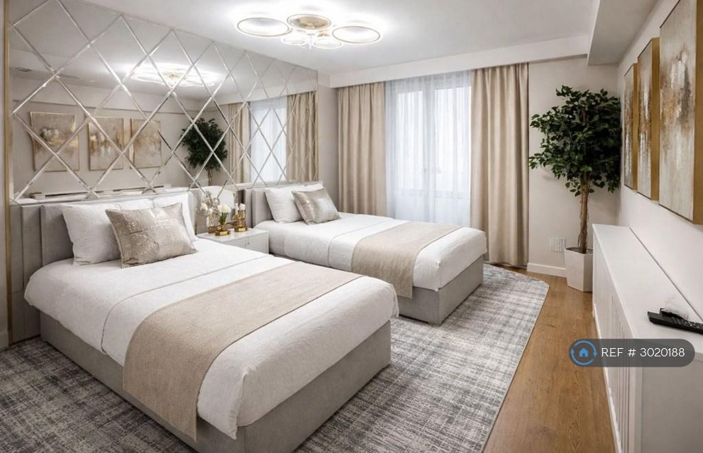Apartment in Ruislip - View 4