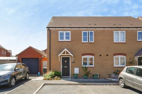 3 bedroom semi-detached house for sale, Rudge Close, Hardwicke, Gloucester, Gloucestershire, GL2