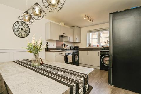 3 bedroom semi-detached house for sale, Rudge Close, Hardwicke, Gloucester, Gloucestershire, GL2