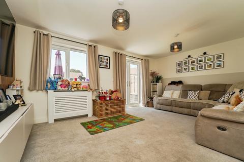 3 bedroom semi-detached house for sale, Rudge Close, Hardwicke, Gloucester, Gloucestershire, GL2
