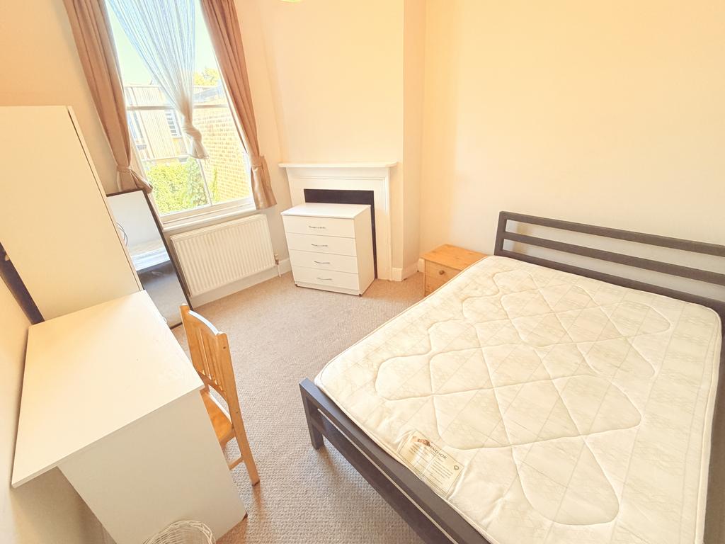 Apartment in Angel - View 4
