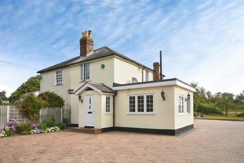 3 bedroom semi-detached house for sale, Tanhouse Lane, Navestockside, Brentwood