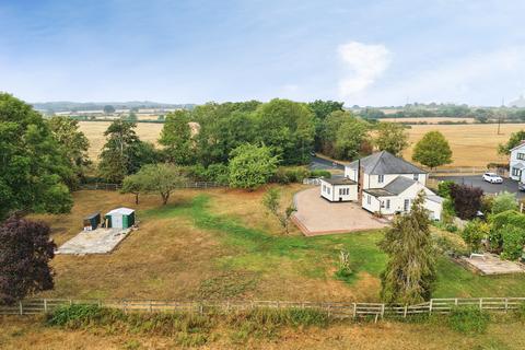3 bedroom semi-detached house for sale, Tanhouse Lane, Navestockside, Brentwood