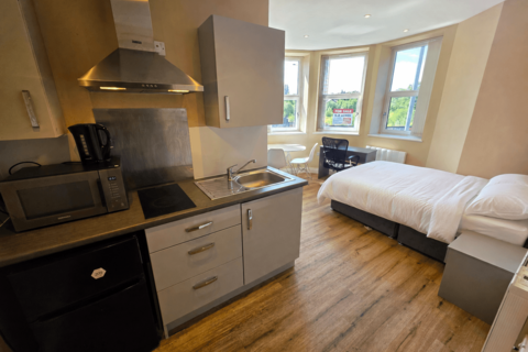Studio to rent, Darbishire House, 293a Upper Brook Street, Manchester. M13 0FW