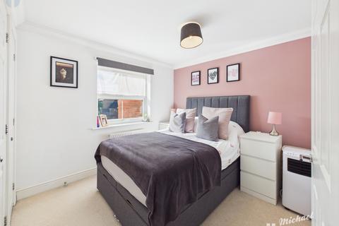 undefined, Whitebeam Close, Weston Turville