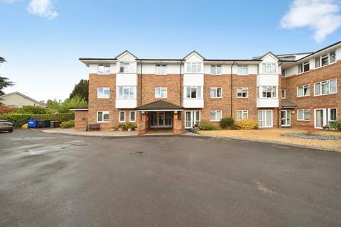 1 bedroom apartment for sale, Cedar Court (Addlestone), Addlestone KT15