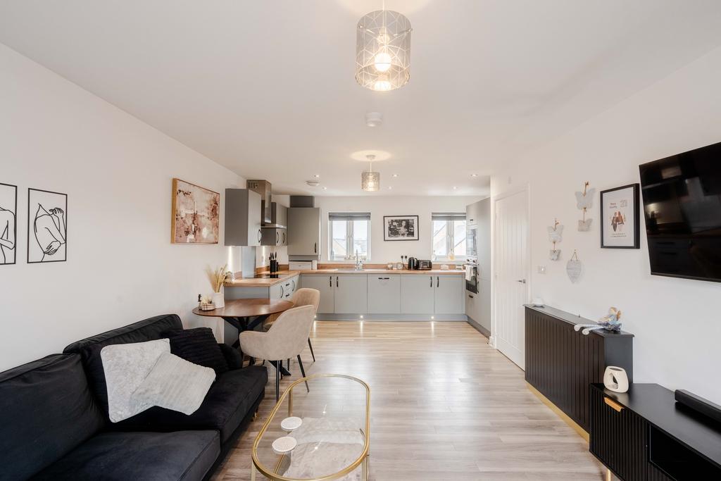 Apartment in Bristol - View 2