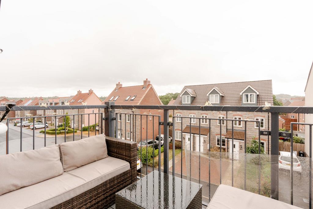 Apartment in Bristol - View 3