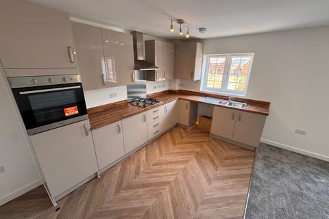 2 bedroom flat to rent, Thorn Place, Stratford-upon-Avon, CV37