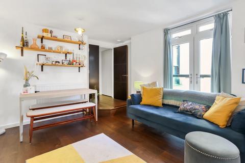 1 bedroom flat for sale, Adolphus Road, London, N4