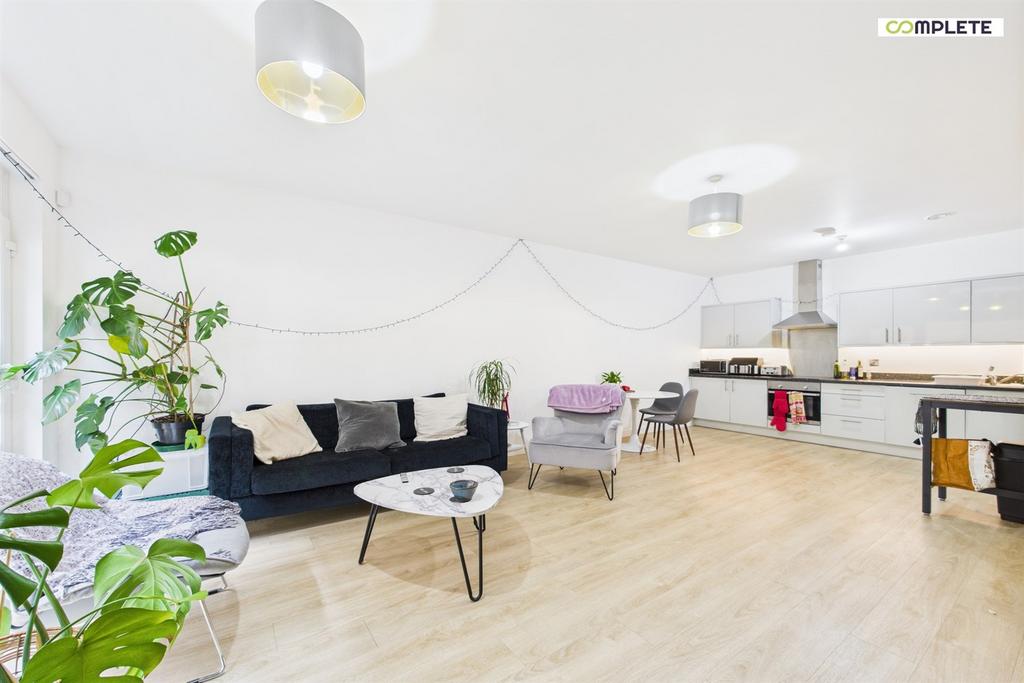 Apartment in Manchester - View 5