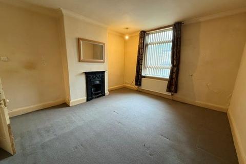 4 bedroom terraced house for sale, Hope View, Shipley BD18