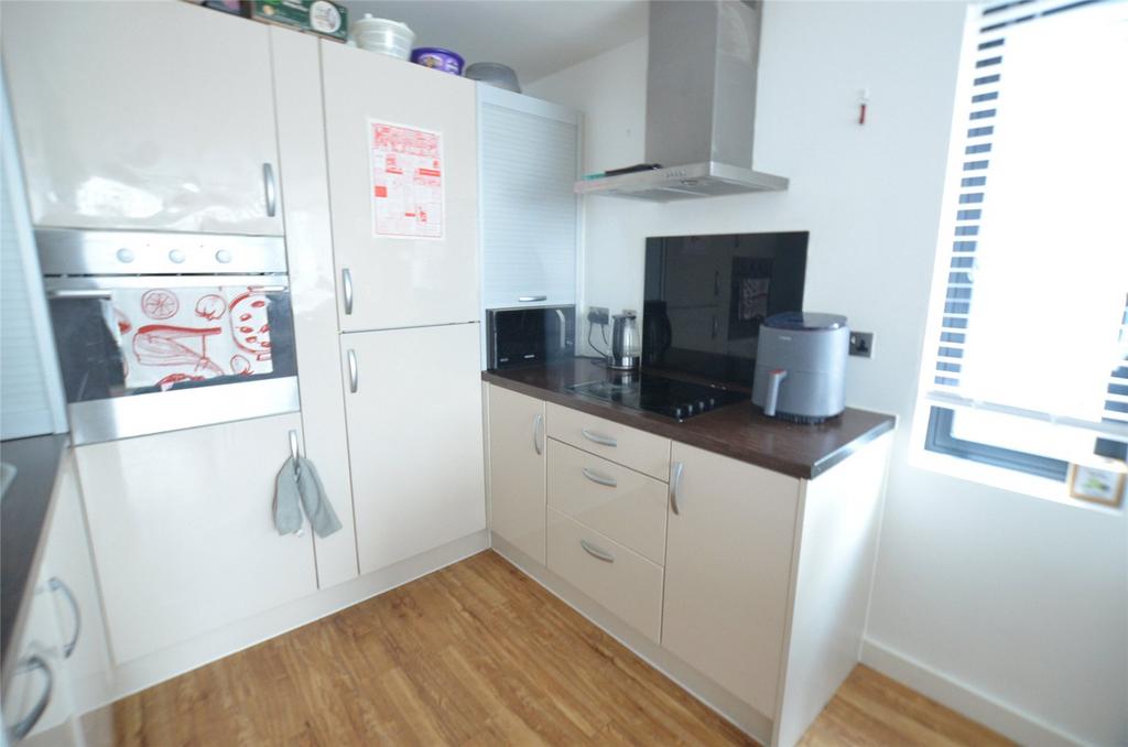 Apartment in Merseyside - View 5