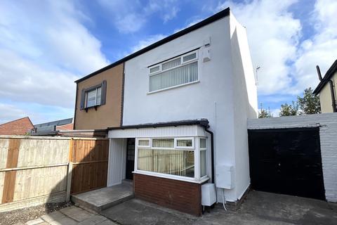2 bedroom semi-detached house to rent, Tulketh Street, Southport PR8