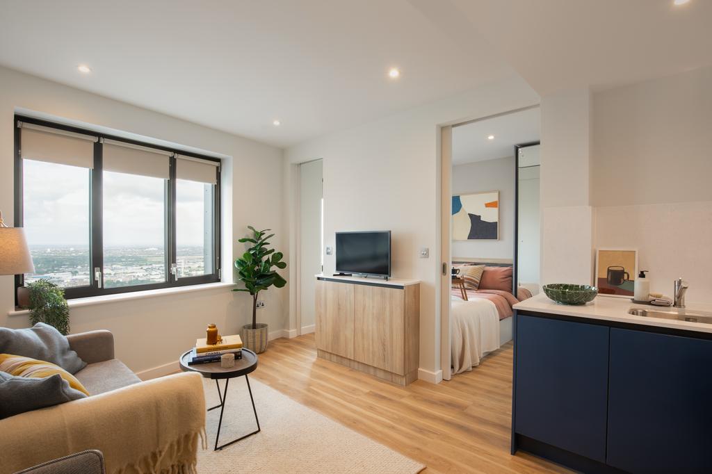 Apartment in Croydon - View 2