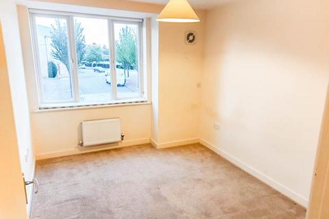 2 bedroom flat to rent, Chieftain Way, Cambridge, CB4