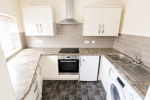 2 bedroom flat to rent, Red Bank Road, Bispham, Blackpool, FY2