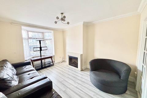 6 bedroom house to rent, Reede Road, Dagenham, RM10