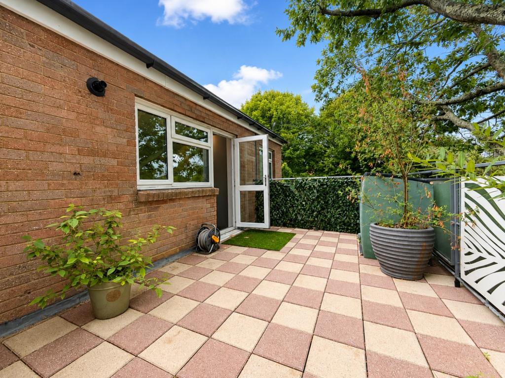 Apartment in Dorset - More