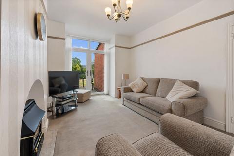3 bedroom semi-detached house for sale, Kiln Lane, Dentons Green, WA10