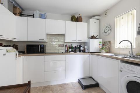 1 bedroom apartment to rent, Shipton-Under-Wychwood