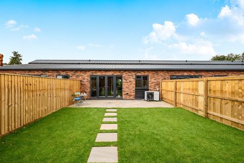 2 bedroom barn conversion for sale, Capps Lane, Westbury BA13