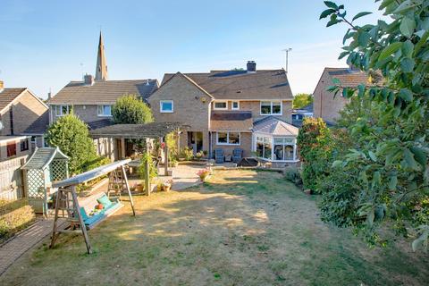 4 bedroom detached house for sale, Cardigan Road, Kettering NN14