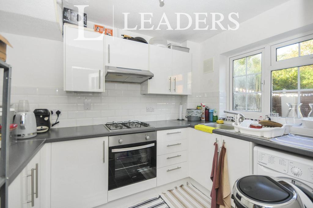 House in Bromley - View 3
