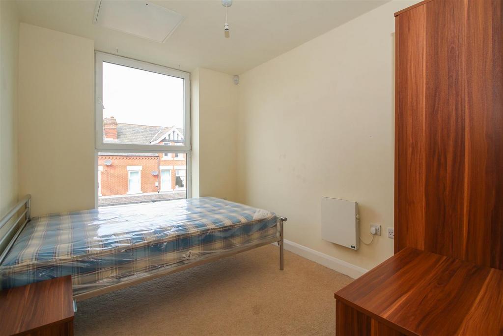 Apartment in Salford, Greater Manchester - More