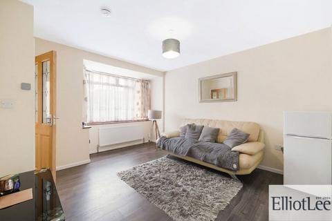undefined, Eastcote Lane, Harrow HA2