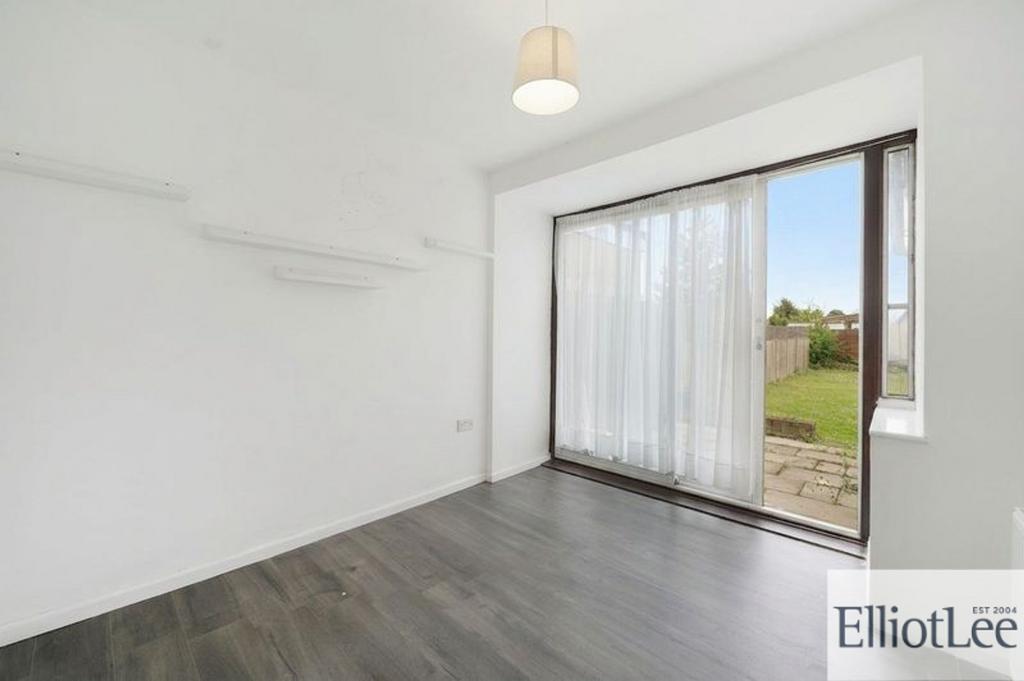 House in Harrow - More