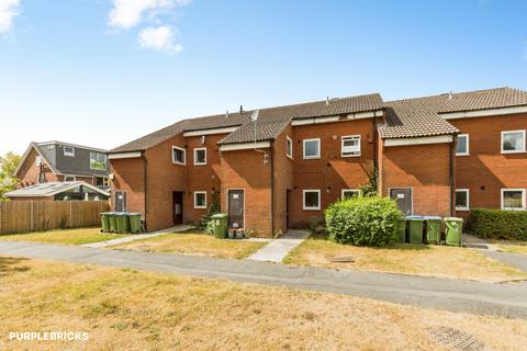 2 bedroom flat for sale, Laurel Walk, Horsham, RH13