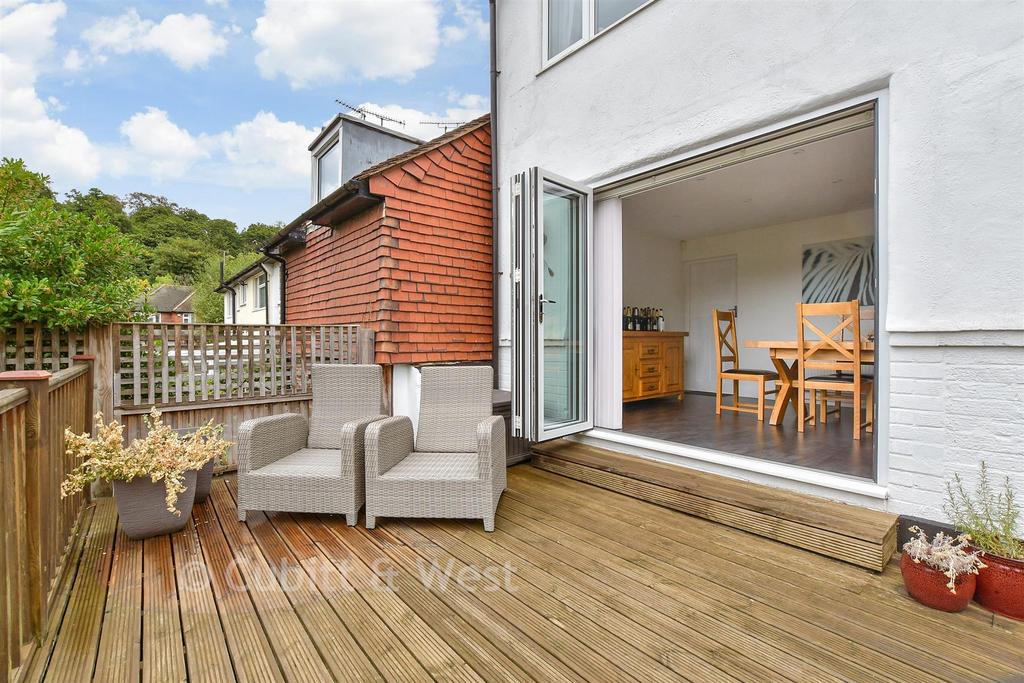 External Lifestyle Photograph