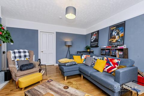 2 bedroom flat for sale, Wilson Street, Blairhall, Dunfermline