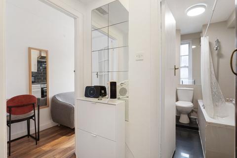 Studio to rent, Park West, Hyde Park Estate, London, W2