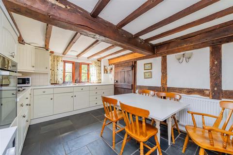 3 bedroom cottage for sale, Pont Robert, Meifod