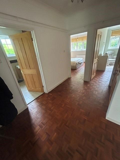 House in Purley - View 2