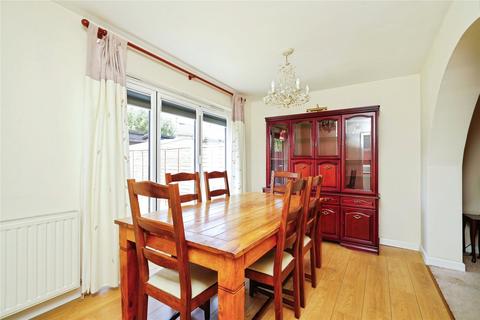 4 bedroom semi-detached house for sale, Barry Avenue, Bicester, Oxfordshire, OX26