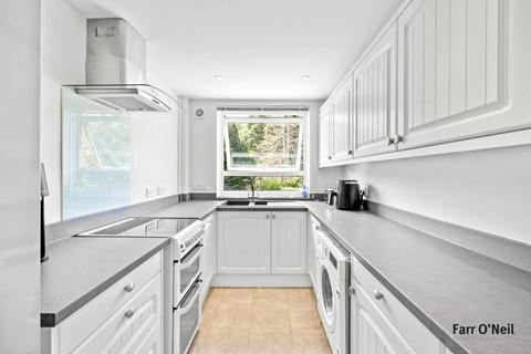 2 bedroom apartment for sale, Palmerston Road, Buckhurst Hil, IG9