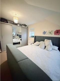 3 bedroom penthouse to rent, Durham Road Symphony Court, Gateshead, NE8